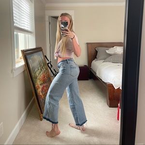 WIDE LEG JEANS